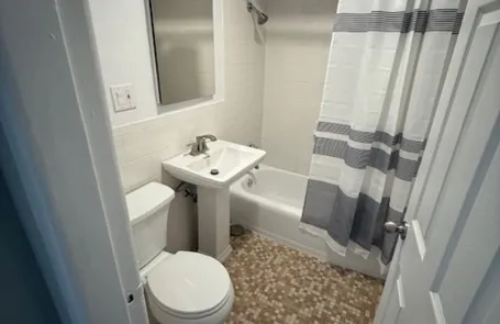 2 Bedroom West Ridge Apartment