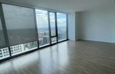 Studio South Loop Apartment