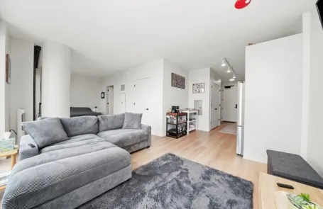 1 Bedroom West Loop Condo