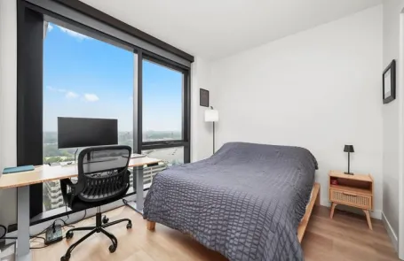 1 Bedroom West Loop Condo