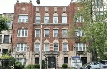 Studio Edgewater Apartment