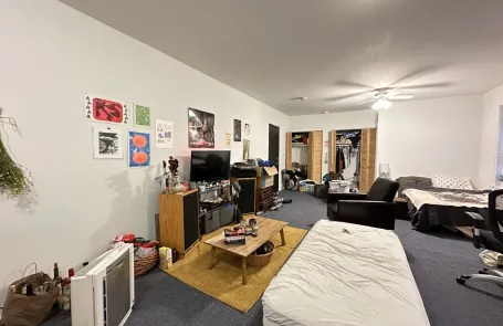 Studio Edgewater Apartment