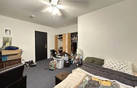 Studio Edgewater Apartment