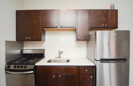 Studio Humboldt Park Apartment