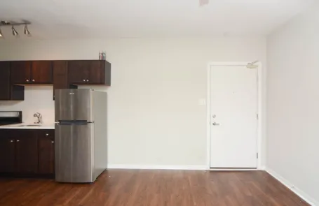 Studio Humboldt Park Apartment