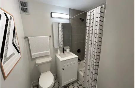 Studio Edgewater Apartment