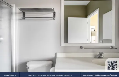 2 Bedroom Chicago Loop Apartment