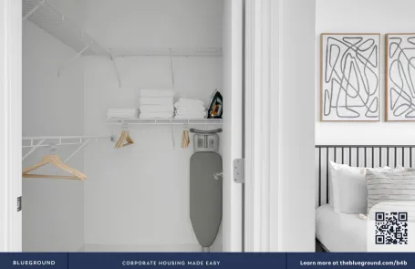 1 Bedroom West Loop Apartment