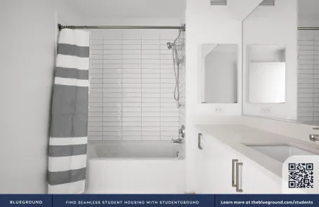 1 Bedroom West Loop Apartment