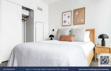 2 Bedroom South Loop Apartment