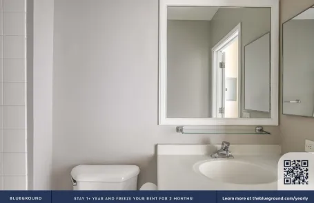 2 Bedroom Chicago Loop Apartment