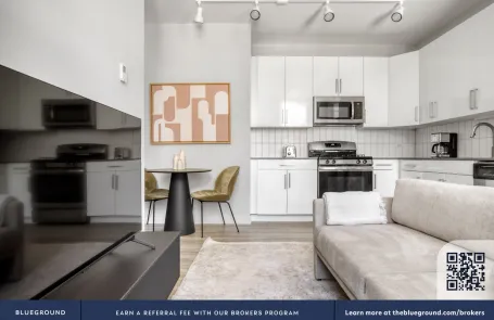 1 Bedroom Chicago Loop Apartment