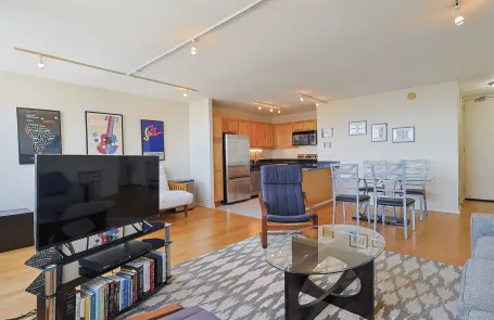 1 Bedroom Uptown Condo