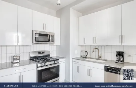 1 Bedroom Chicago Loop Apartment