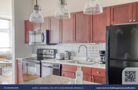 2 Bedroom Chicago Loop Apartment