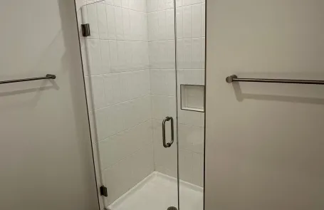 1 Bedroom Lincoln Park Apartment