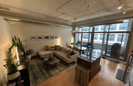 1 Bedroom West Loop Condo