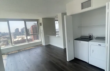 2 Bedroom Fulton Market Apartment