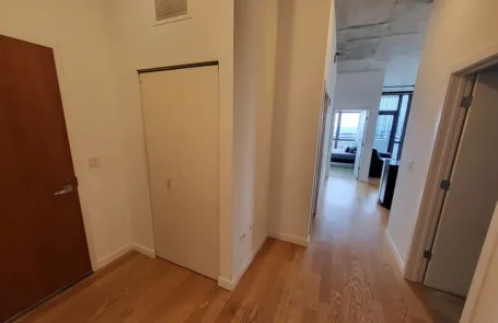 2 Bedroom Chicago Loop Condo