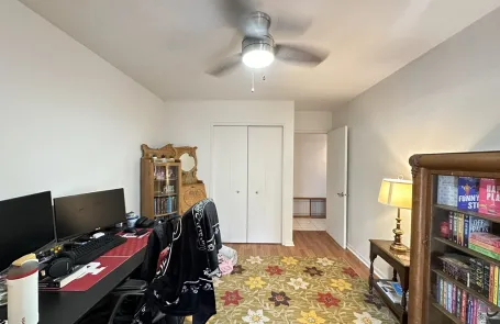 2 Bedroom Lakeview Condo