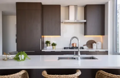 2 Bedroom Old Town Apartment