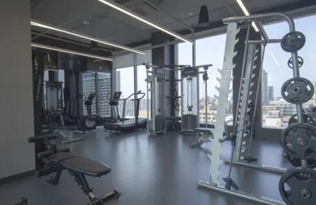 1 Bedroom West Loop Apartment