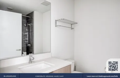 Studio South Loop Apartment