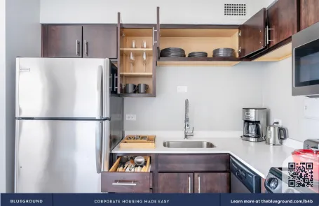 1 Bedroom Edgewater Apartment