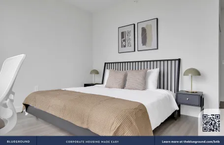 2 Bedroom South Loop Apartment