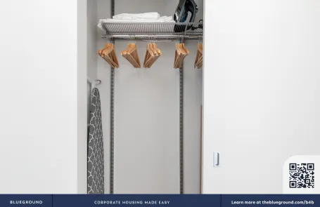 Studio South Loop Apartment