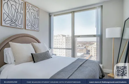 1 Bedroom Edgewater Apartment