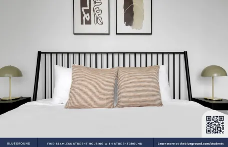 2 Bedroom South Loop Apartment