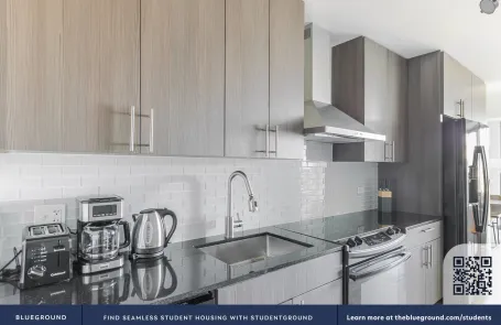 1 Bedroom Old Town Apartment