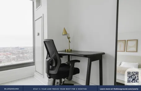 1 Bedroom West Loop Apartment