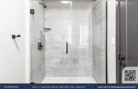 1 Bedroom West Loop Apartment