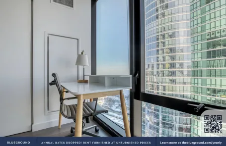 2 Bedroom South Loop Apartment