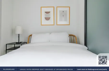 1 Bedroom West Loop Apartment