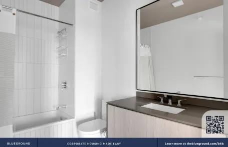 2 Bedroom South Loop Apartment