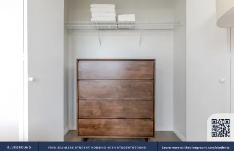 1 Bedroom Old Town Apartment