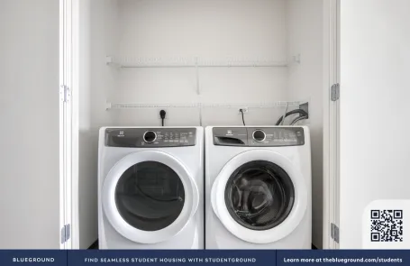 1 Bedroom Logan Square Apartment