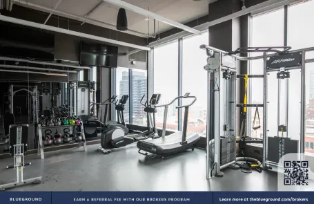 1 Bedroom West Loop Apartment