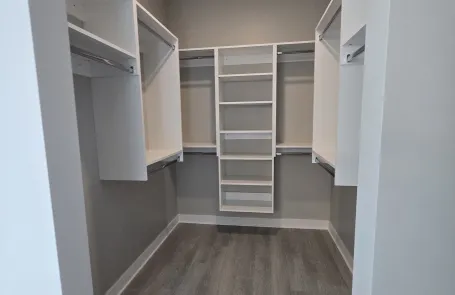 2 Bedroom Uptown Apartment
