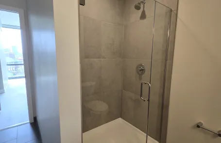 2 Bedroom Uptown Apartment