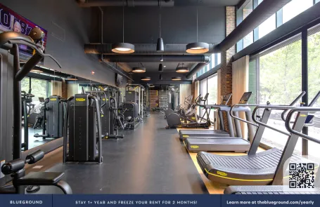 1 Bedroom West Loop Apartment