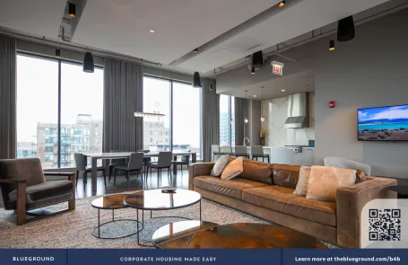 1 Bedroom West Loop Apartment