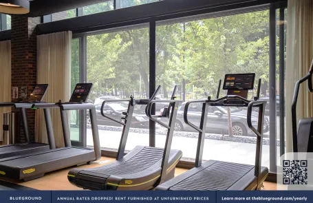 1 Bedroom West Loop Apartment