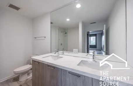 3 Bedroom Bronzeville Apartment