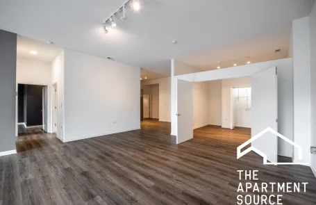 3 Bedroom Bronzeville Apartment