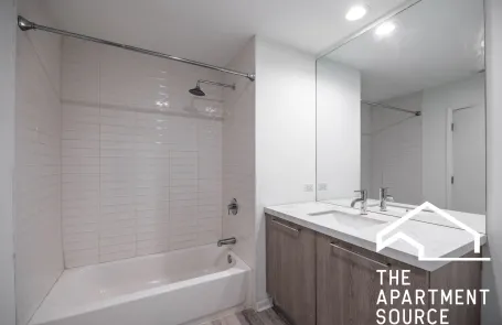 3 Bedroom Bronzeville Apartment