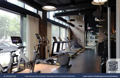 1 Bedroom West Loop Apartment